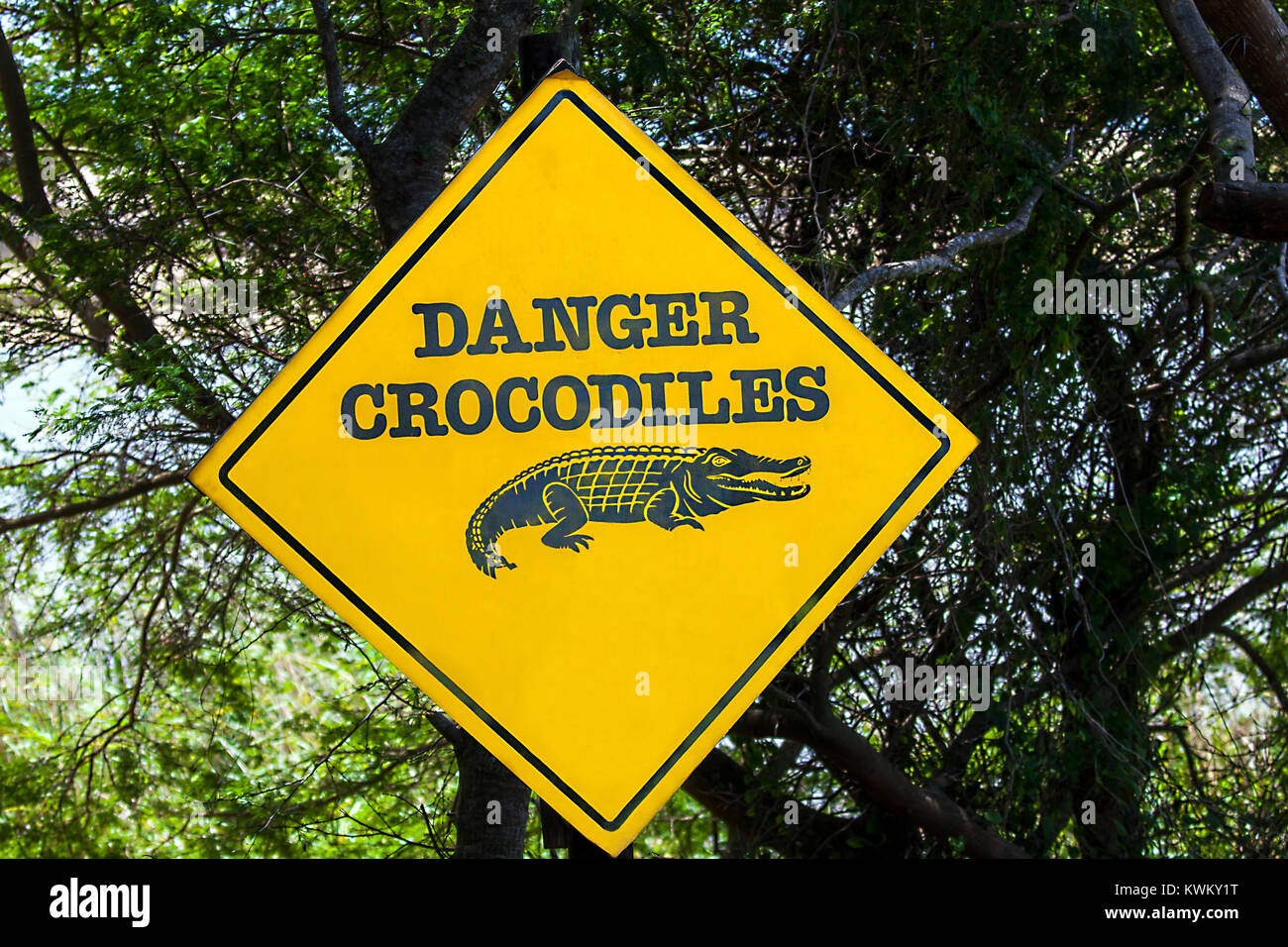 Segnale di avvertimento all'Estuario Boardwalk del San Lucia River Foto Stock