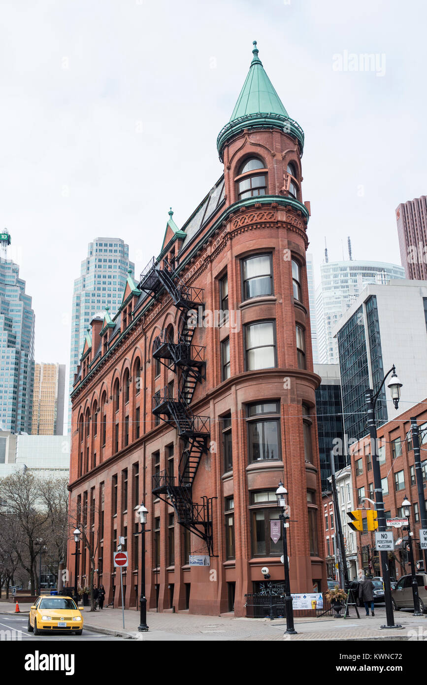 Edificio ad angolo, Città Vecchia, Toronto Foto Stock