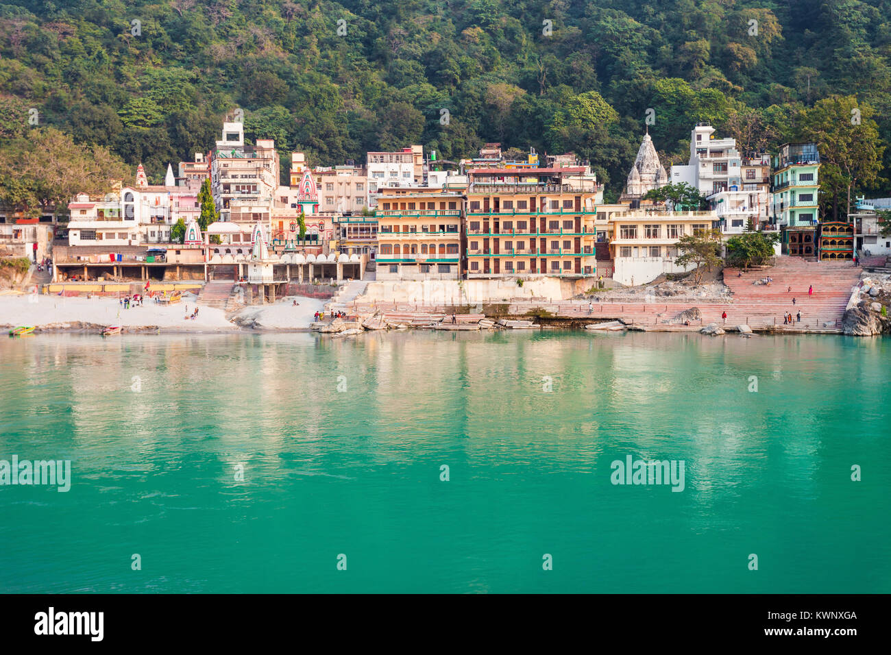 Rishikesh è una città nel distretto di Dehradun di Uttarakhand stato in India del nord. È noto come il capitale di Yoga del mondo. Foto Stock