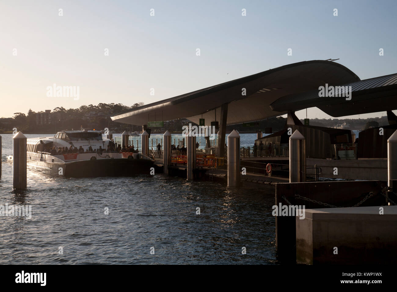 Traghetto punto di imbarco molo di Barangaroo wharf Darling Harbour sydney New South Wales AUSTRALIA Foto Stock