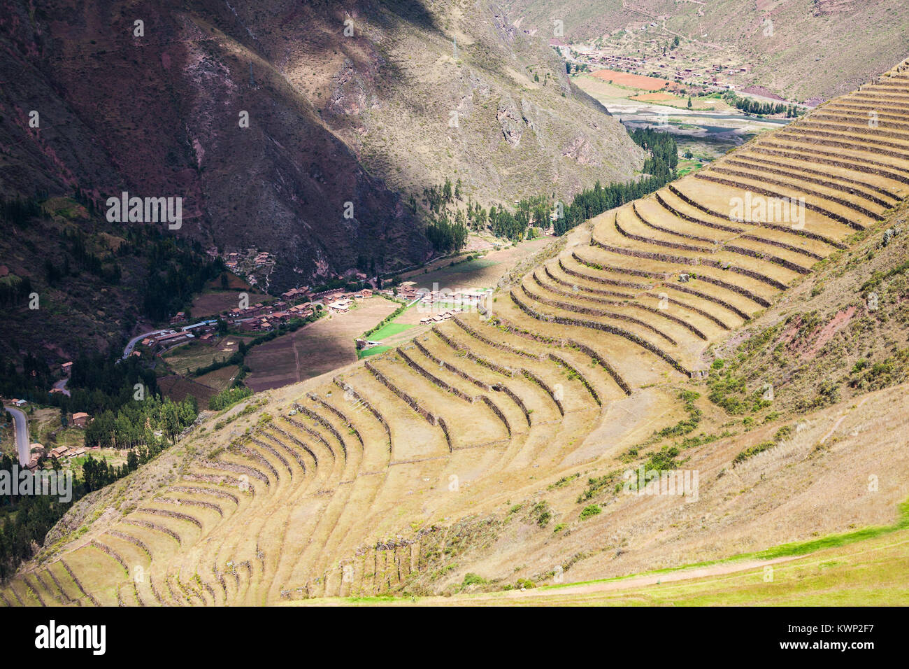 Terrazze Inca di Pisac. Si tratta di un villaggio peruviano nella Valle Sacra. Foto Stock