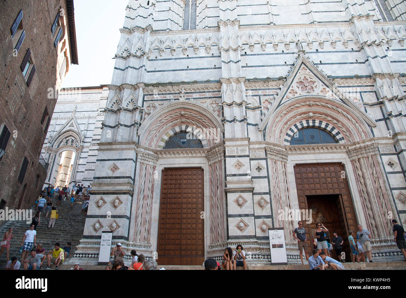 Battistero gotico di San Giovanni (il Battistero di San Giovanni) della Cattedrale Metropolitana di Santa Maria Assunta (Siena Cattedrale dell Assunzione di Maria) ho Foto Stock