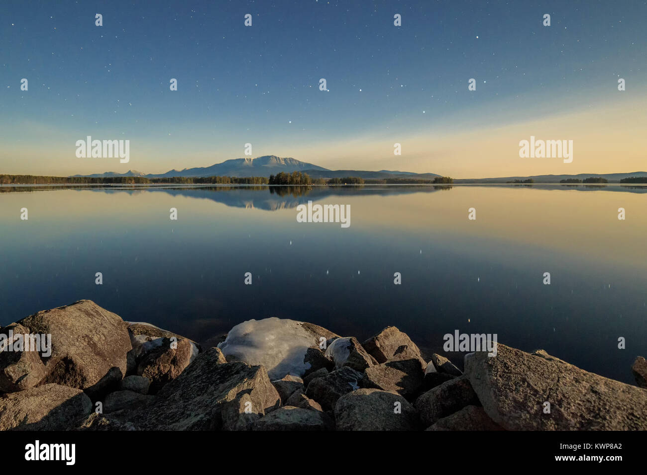 Katahdin e il Big Dipper d'inverno. Foto Stock