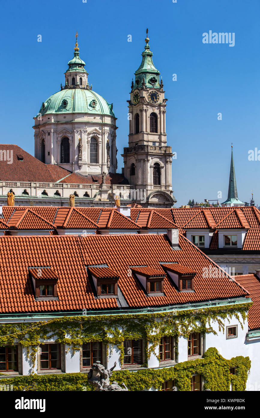 La Chiesa di San Nicola Prague Mala Strana Repubblica Ceca Foto Stock