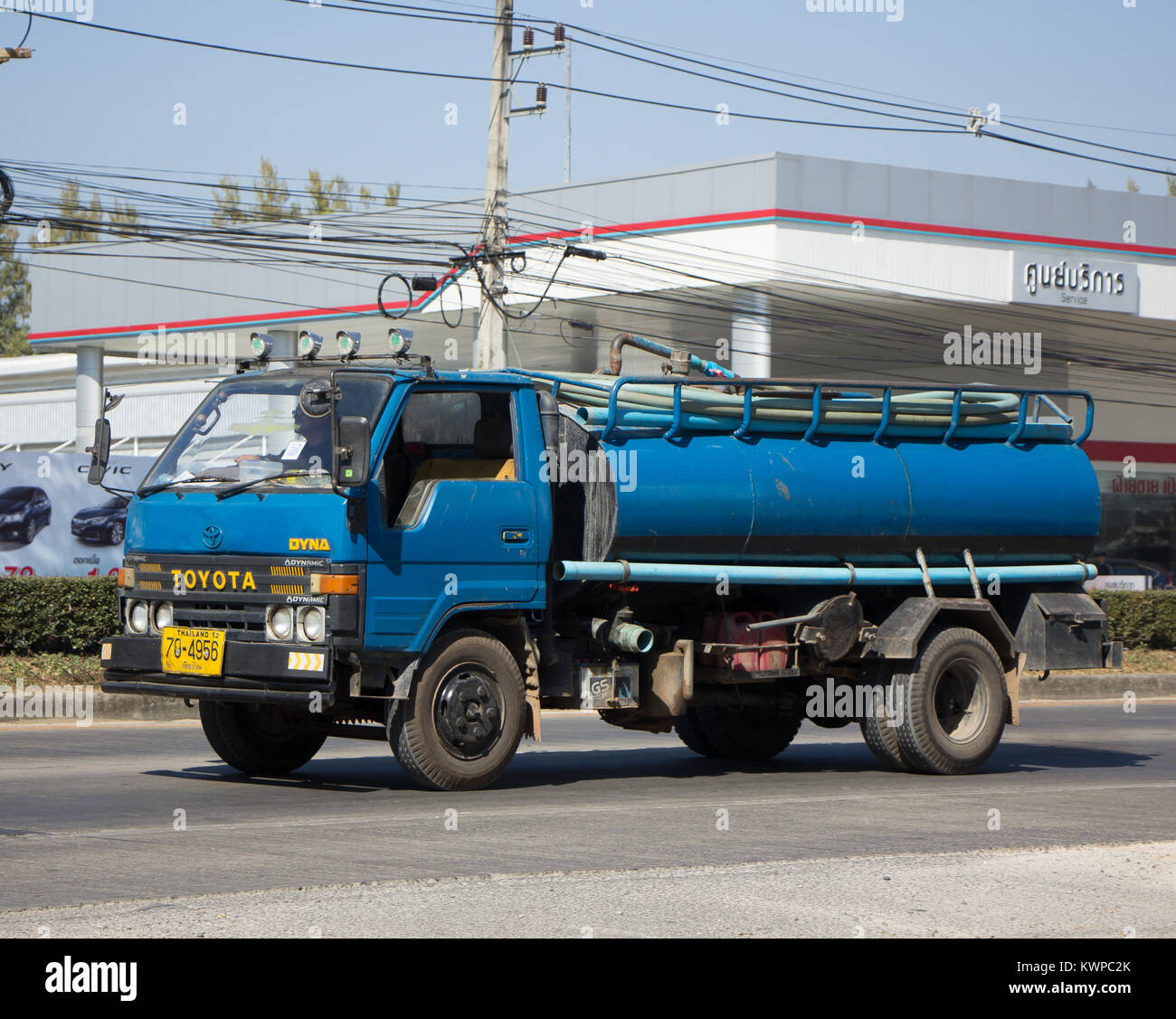 CHIANG MAI, Thailandia - 24 dicembre 2017: Privato del serbatoio acque nere carrello. Foto di road no.121 circa 8 km dal centro cittadino di Chiangmai, Thailandia. Foto Stock