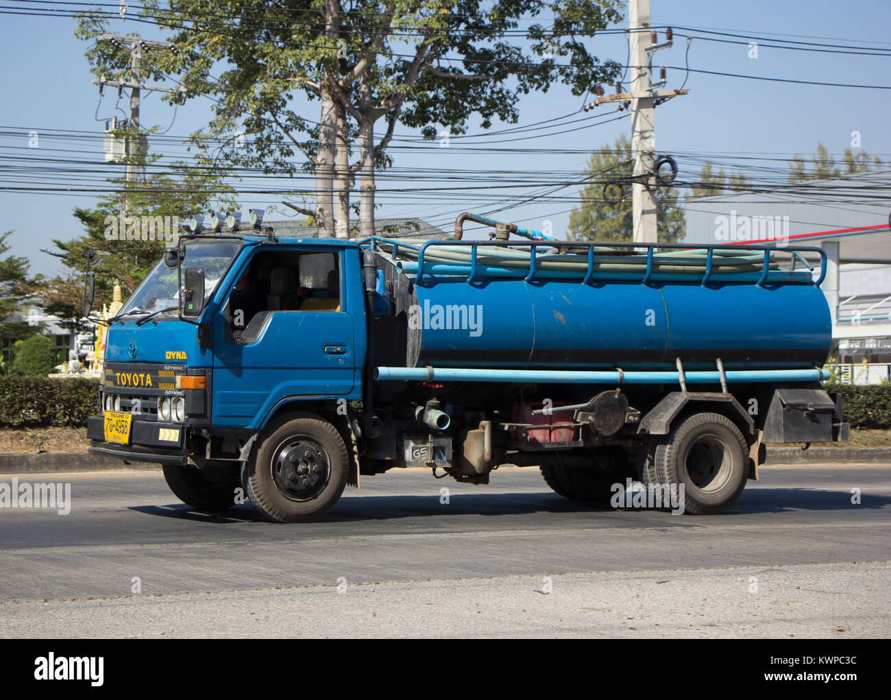 CHIANG MAI, Thailandia - 24 dicembre 2017: Privato del serbatoio acque nere carrello. Foto di road no.121 circa 8 km dal centro cittadino di Chiangmai, Thailandia. Foto Stock