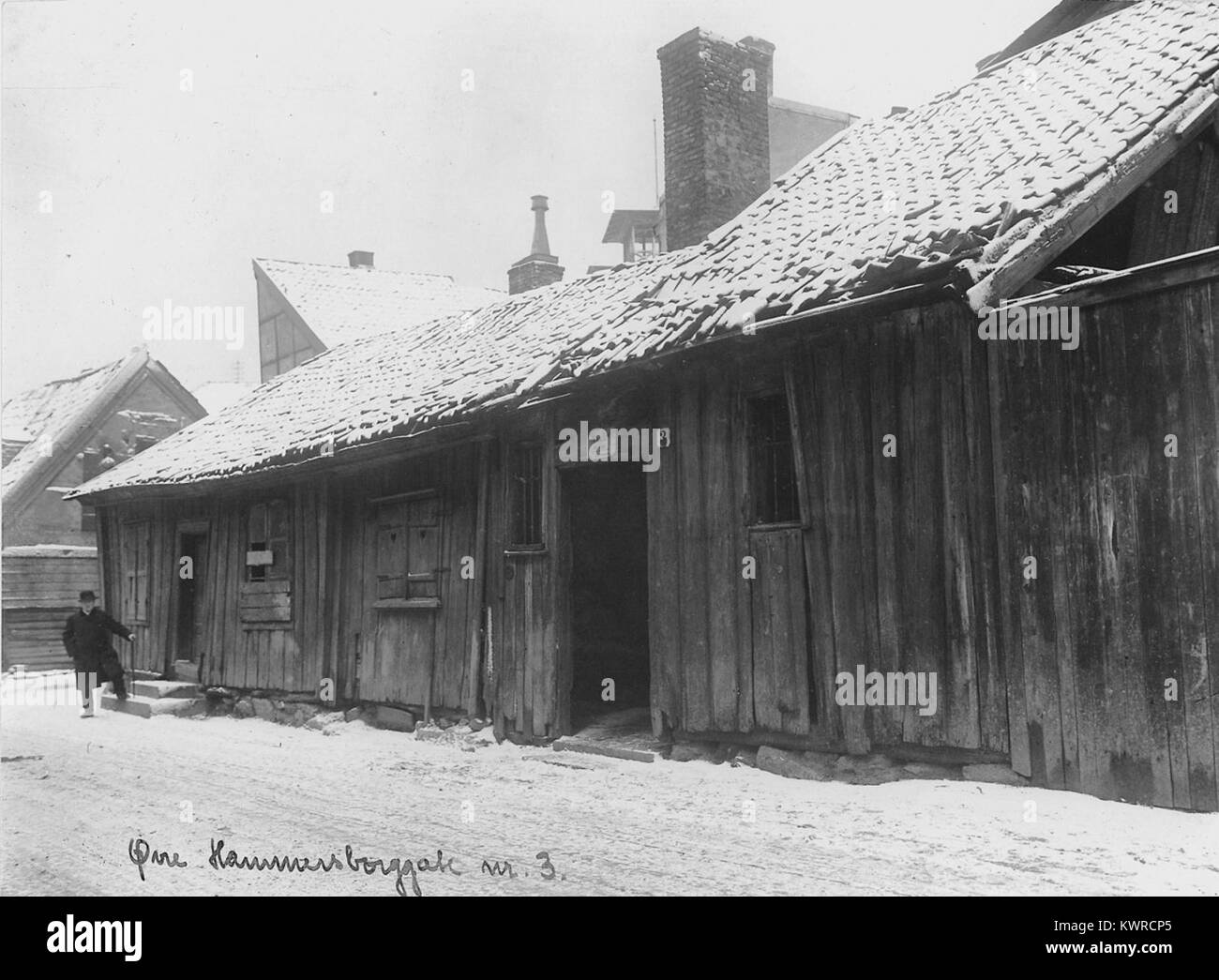 Øvre Hammersborggate 3 a Oslo, Norvegia, fotografato nel 1914, presenta un edificio residenziale a tre piani tipico dell'era della rapida crescita della città, con dettagli della facciata e contesto urbano. Foto Stock