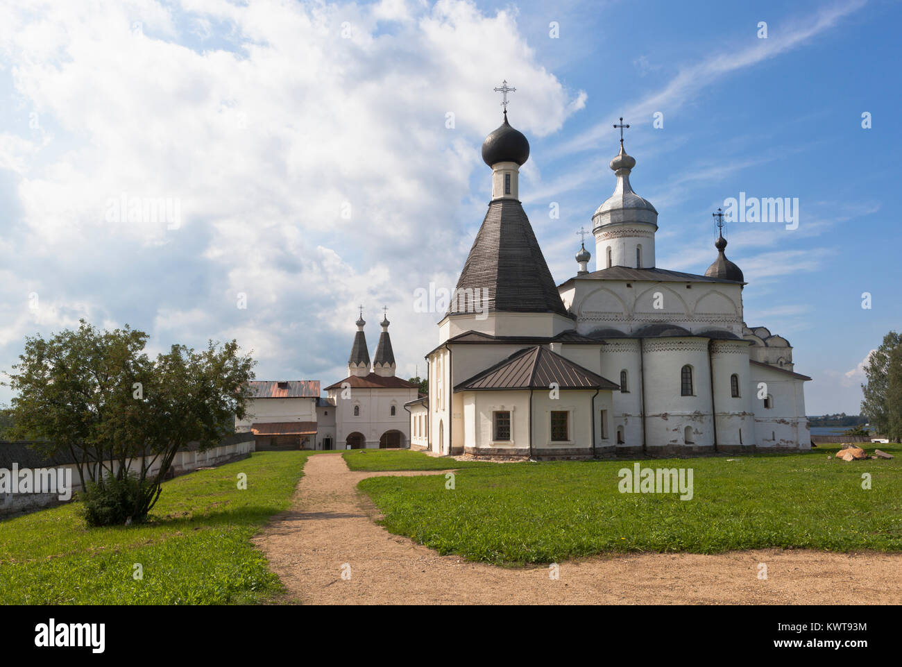 Ferapontovo, Vologda regione, Russia - Agosto 9, 2015: cortile interno Monastero di Ferapontov Foto Stock