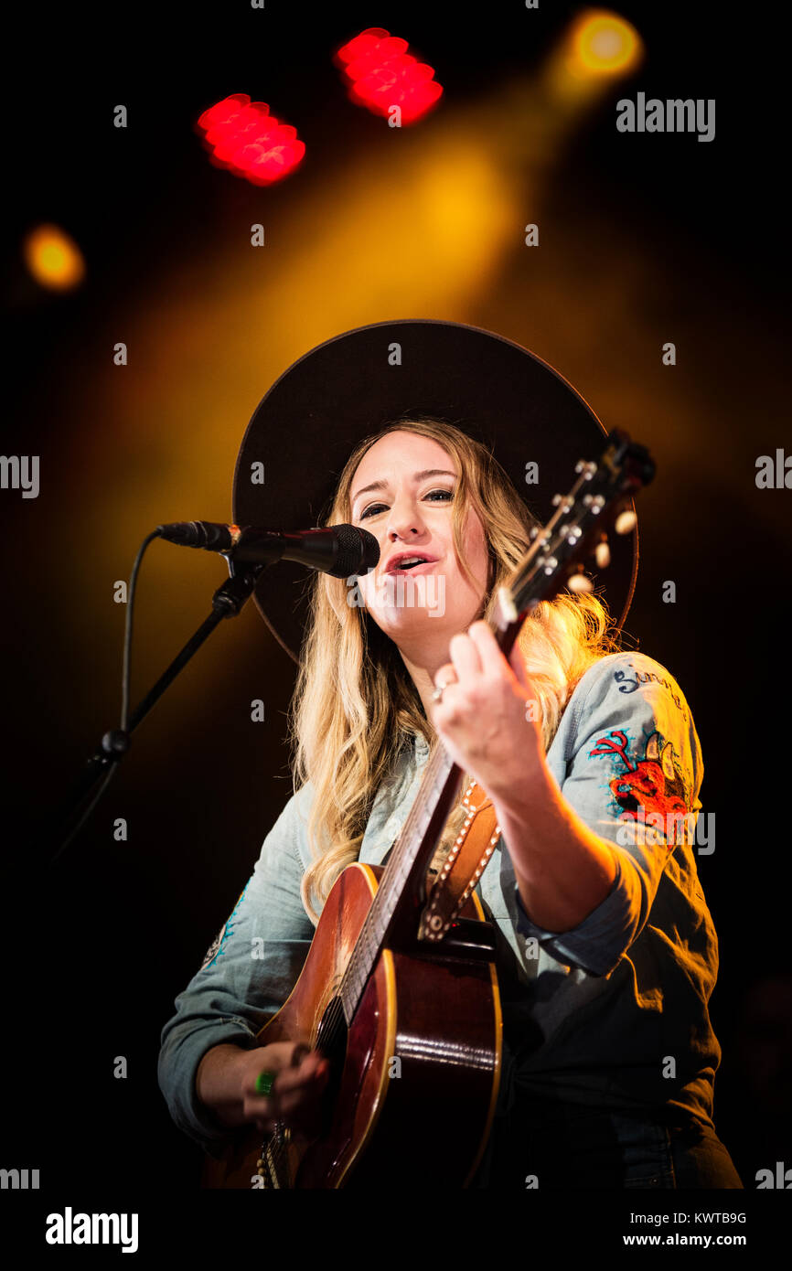 Il cantante americana, compositore e musicista di Margo Prezzo esegue un concerto dal vivo durante il danese music festival Roskilde Festival 2017. Danimarca, 29/06 2017. Foto Stock