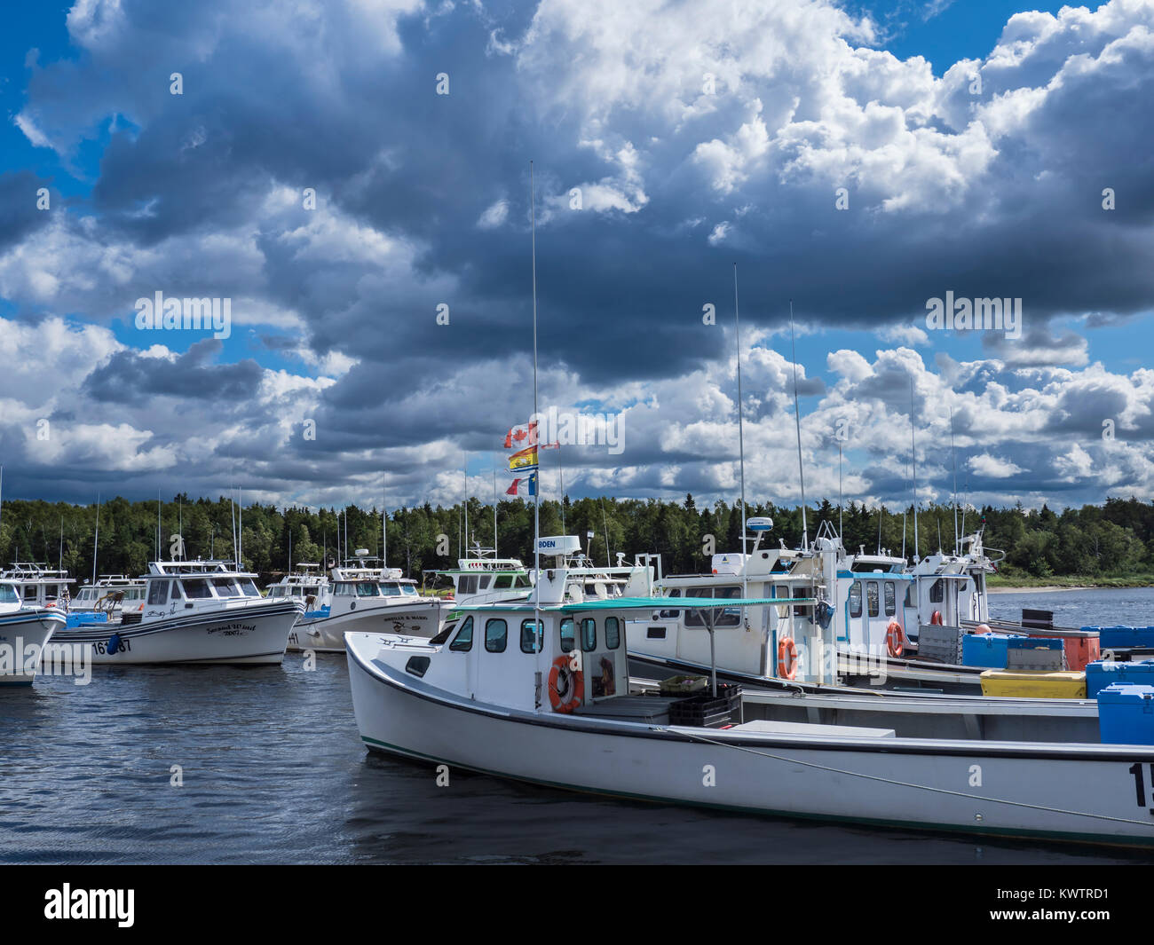 Lobster barche, Quai de Loggiecroft Wharf, Kouchibouguac River, Kouchibouguac National Park, New Brunswick, Canada. Foto Stock