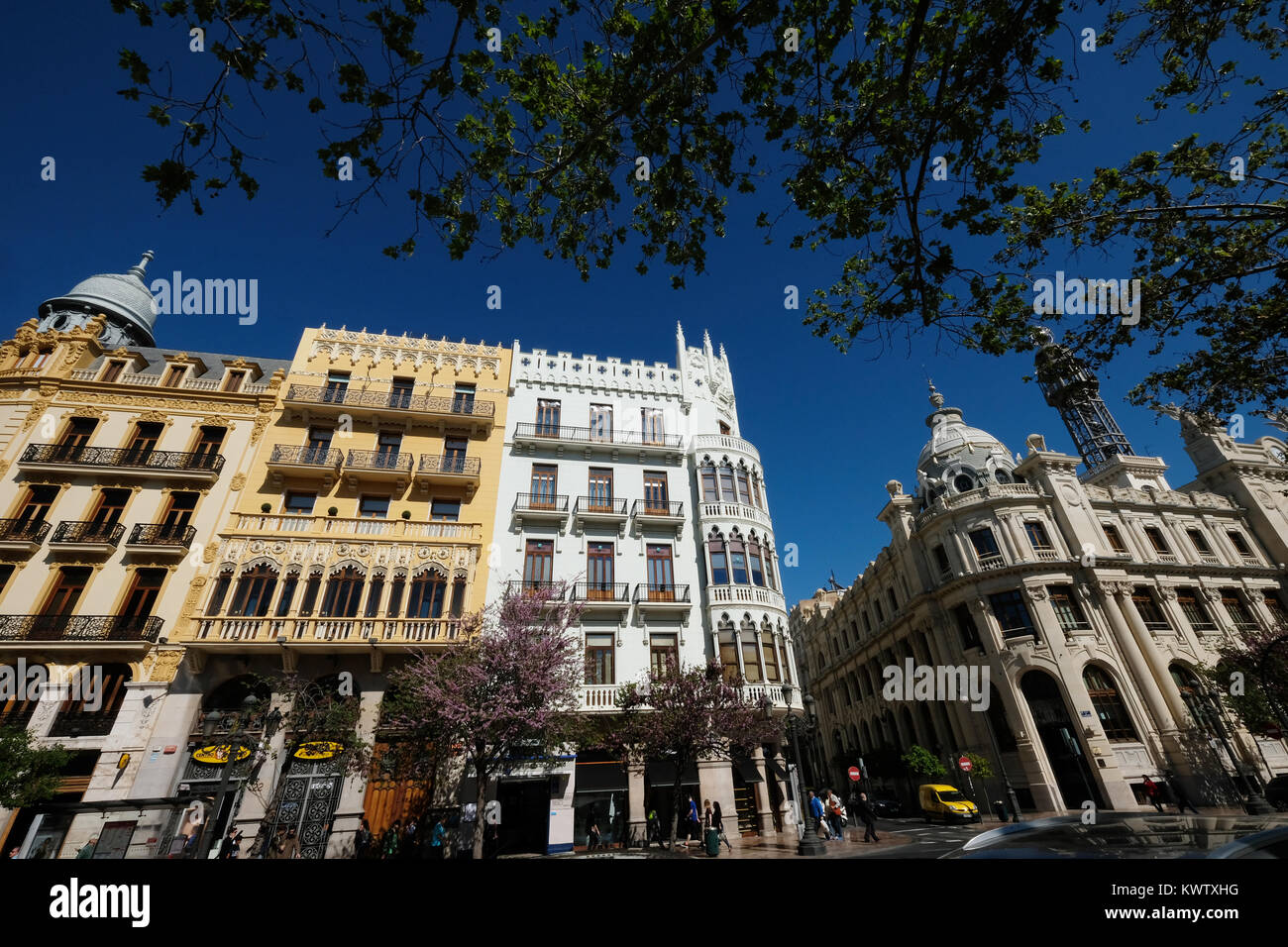 Edifici in Plaza del Ayuntamiento Square, Valencia, Spagna Foto Stock
