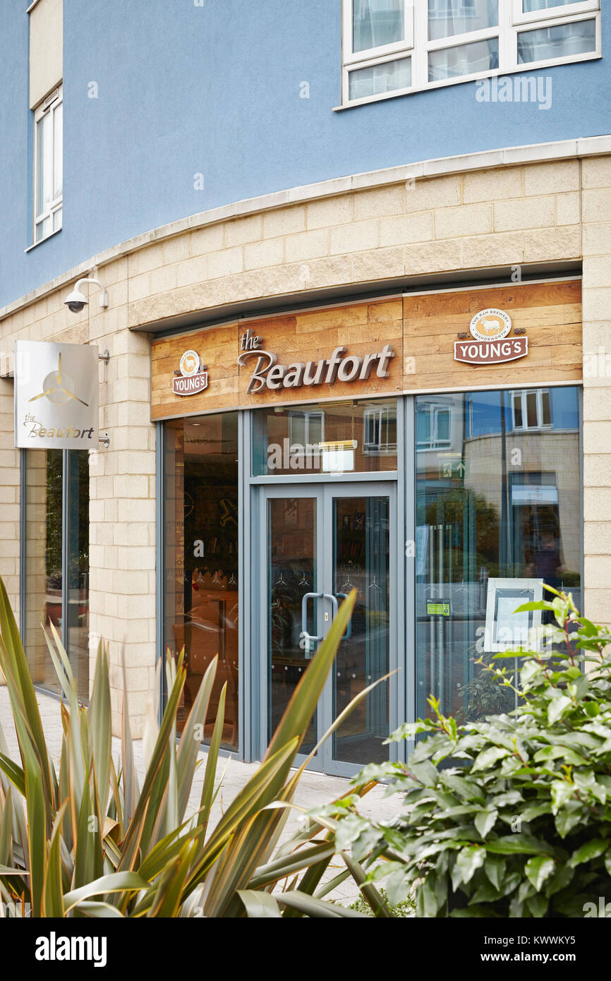 Il Beaufort pub e ristorante di Colindale, a nord di Londra - Inghilterra Foto Stock