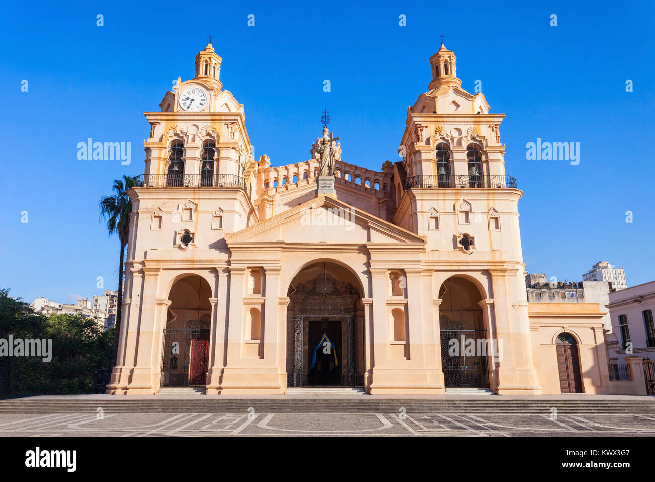 La cattedrale di Cordoba (Nostra Signora dell'Assunzione) è il centro della Chiesa Cattolica Romana l Arcidiocesi di Cordoba e la chiesa più antica di Arg Foto Stock