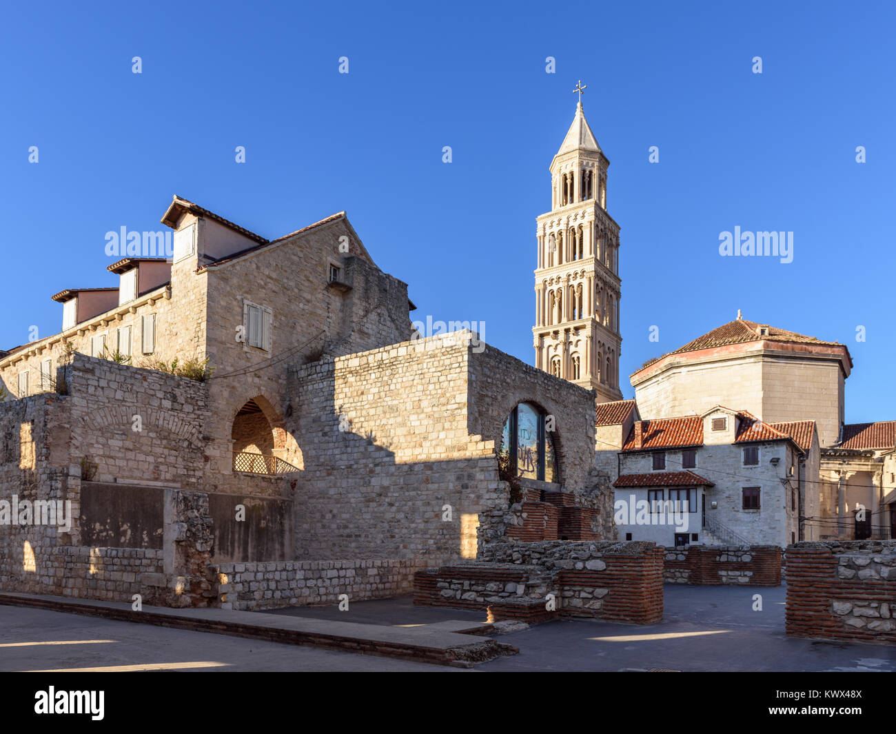 Museo etnografico & San Domnio Duomo Torre Campanaria, Split, Croazia Foto Stock