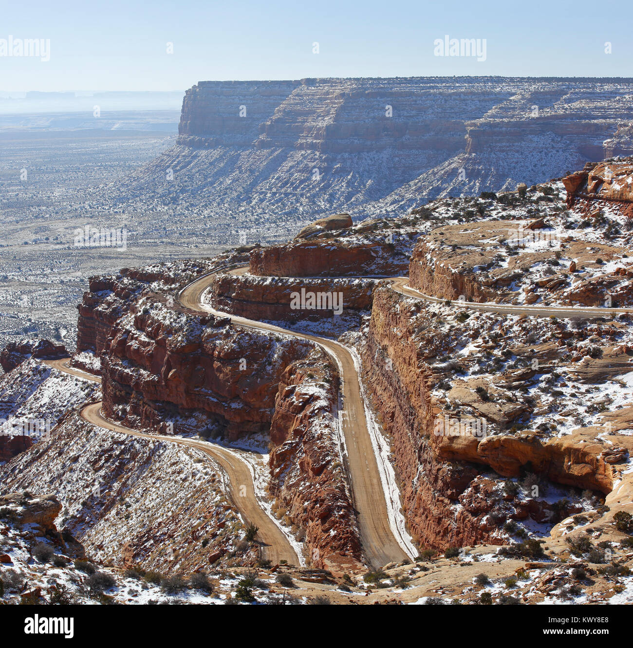Strada Statale Route 261 Utah - Moki Dugway. Vista panoramica della strada a serpentina. Foto Stock