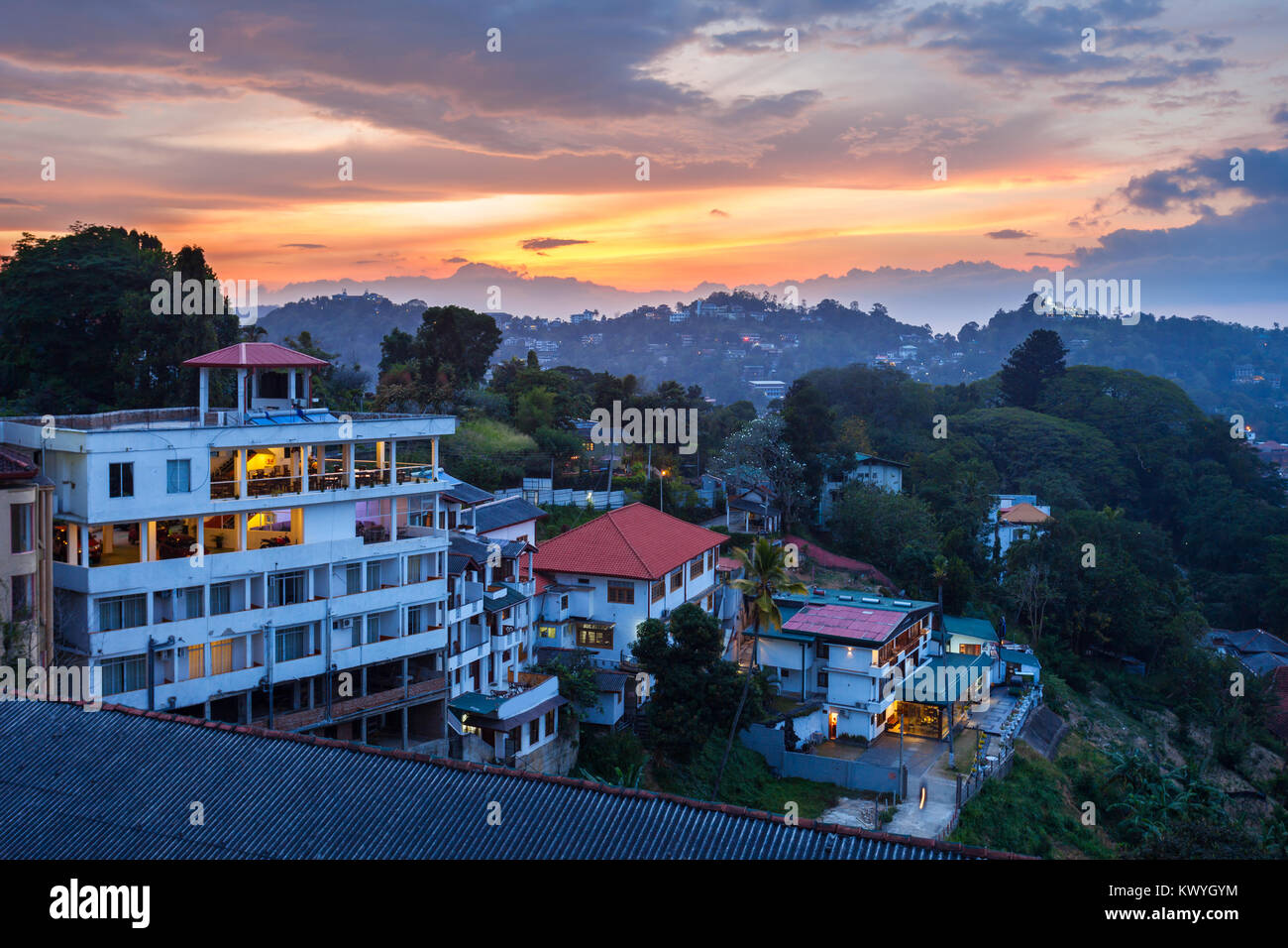 La città di Kandy antenna vista panoramica da Arthur' Seat città di Kandy Viewpoint, Sri Lanka Foto Stock