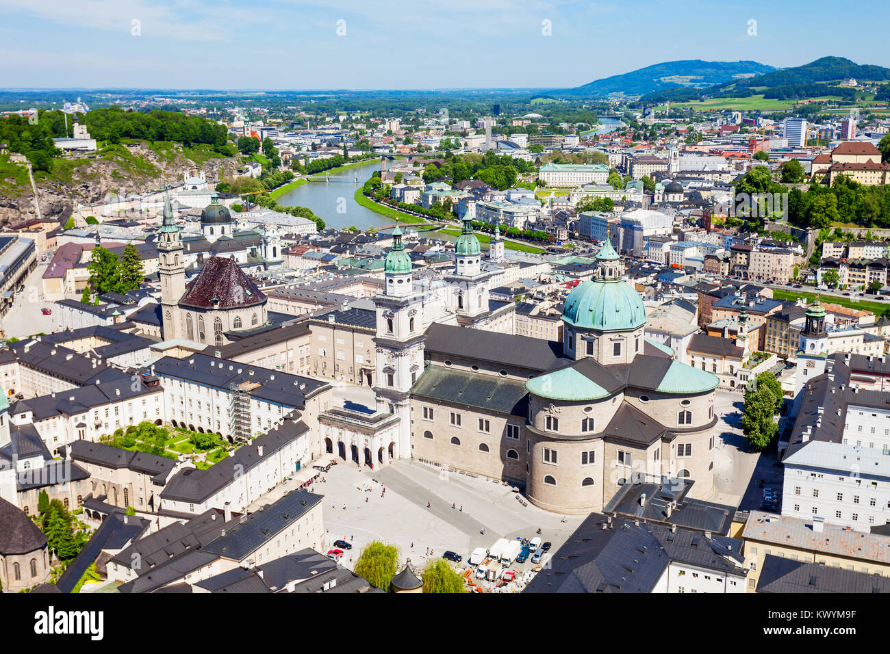 La città di Salisburgo antenna vista panoramica dal Castello Hohensalzburg di Salisburgo, Austria Foto Stock