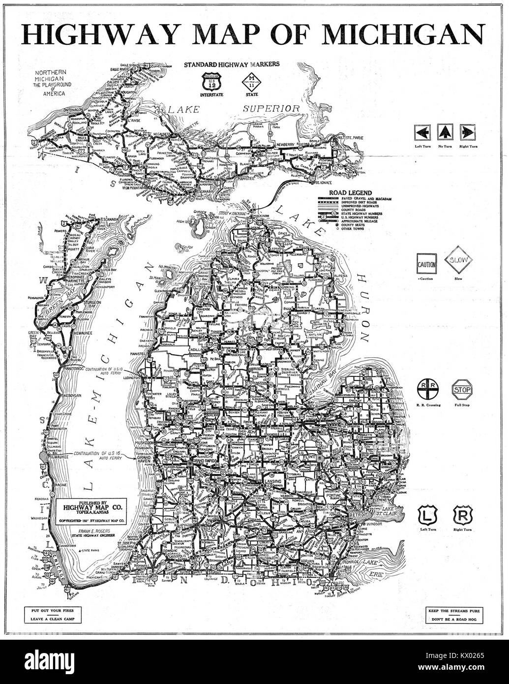 La mappa autostradale del Michigan del 1920 mostra le principali strade, autostrade e percorsi di trasporto attraverso lo stato, illustrando le infrastrutture dei primi anni del XX secolo. Foto Stock