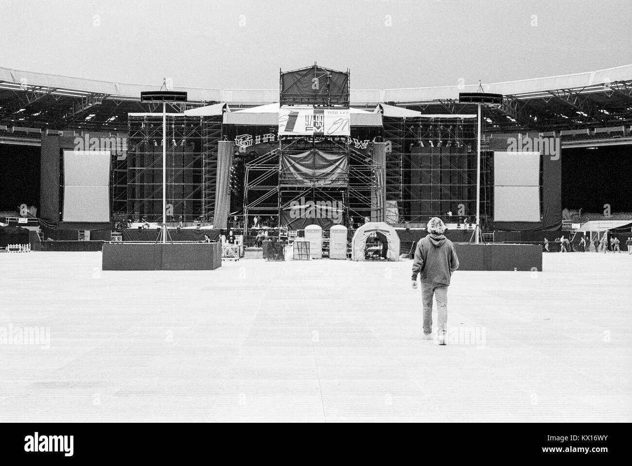 Costruire lo stadio di Wembley Stadium per Madonne Girlie mostra tour 25 Settembre 1993 a Londra, Inghilterra. Staging costruito da Edwin Shirley Staging. Foto Stock