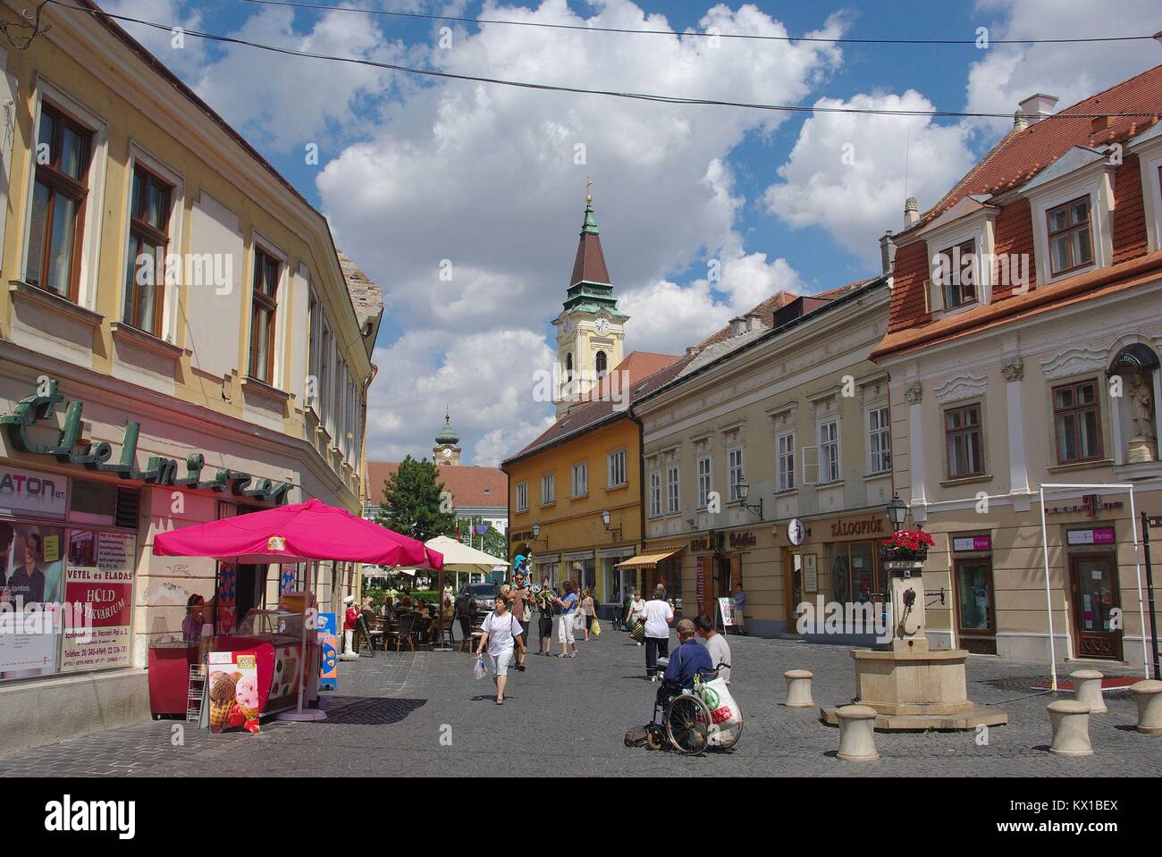 La pittoresca cittadina barocca di Székesfehérvár in Ungheria Centrale Foto Stock