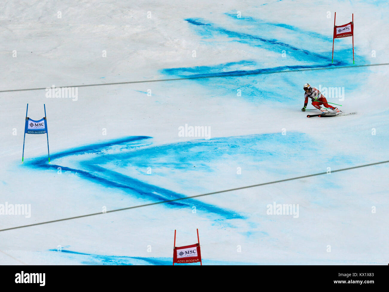 Adelboden, Svizzera. Il 6 gennaio, 2018. Henrik Kristoffersen di Norvegia compete durante la seconda esecuzione di slalom gigante maschile gara al FIS Coppa del Mondo di Sci a Adelboden, Svizzera, Gennaio 6, 2018. Henrik Kristoffersen ha preso il secondo posto con 2:28.80 in totale. Credito: Ruben Sprich/Xinhua/Alamy Live News Foto Stock