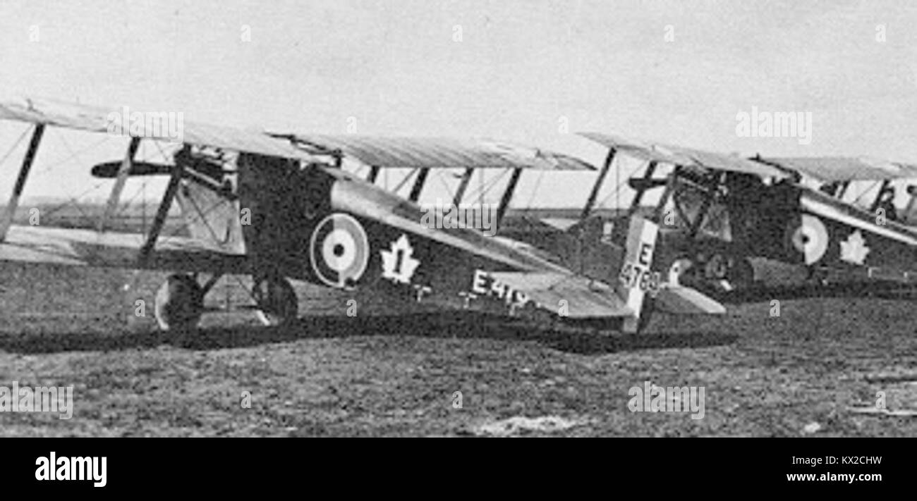 Il Canadian Air Force Dolphin è un aereo militare utilizzato dal Canada, noto per i suoi ruoli operativi e il contributo alla storia dell'aviazione canadese. Foto Stock