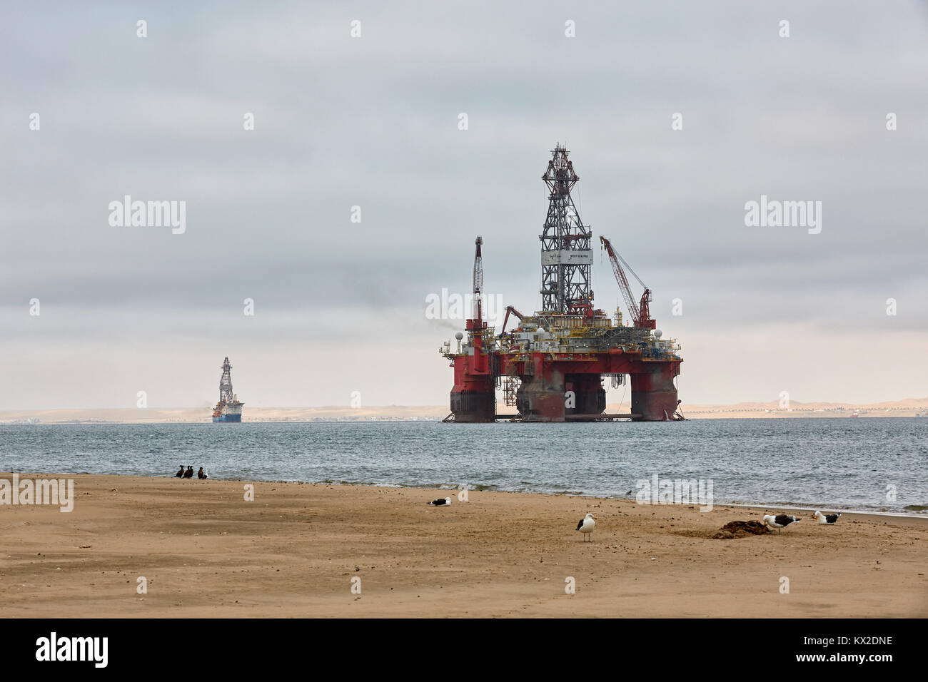 West Eclipse piattaforma petrolifera al largo di Walvis Bay, Namibia, Africa Foto Stock