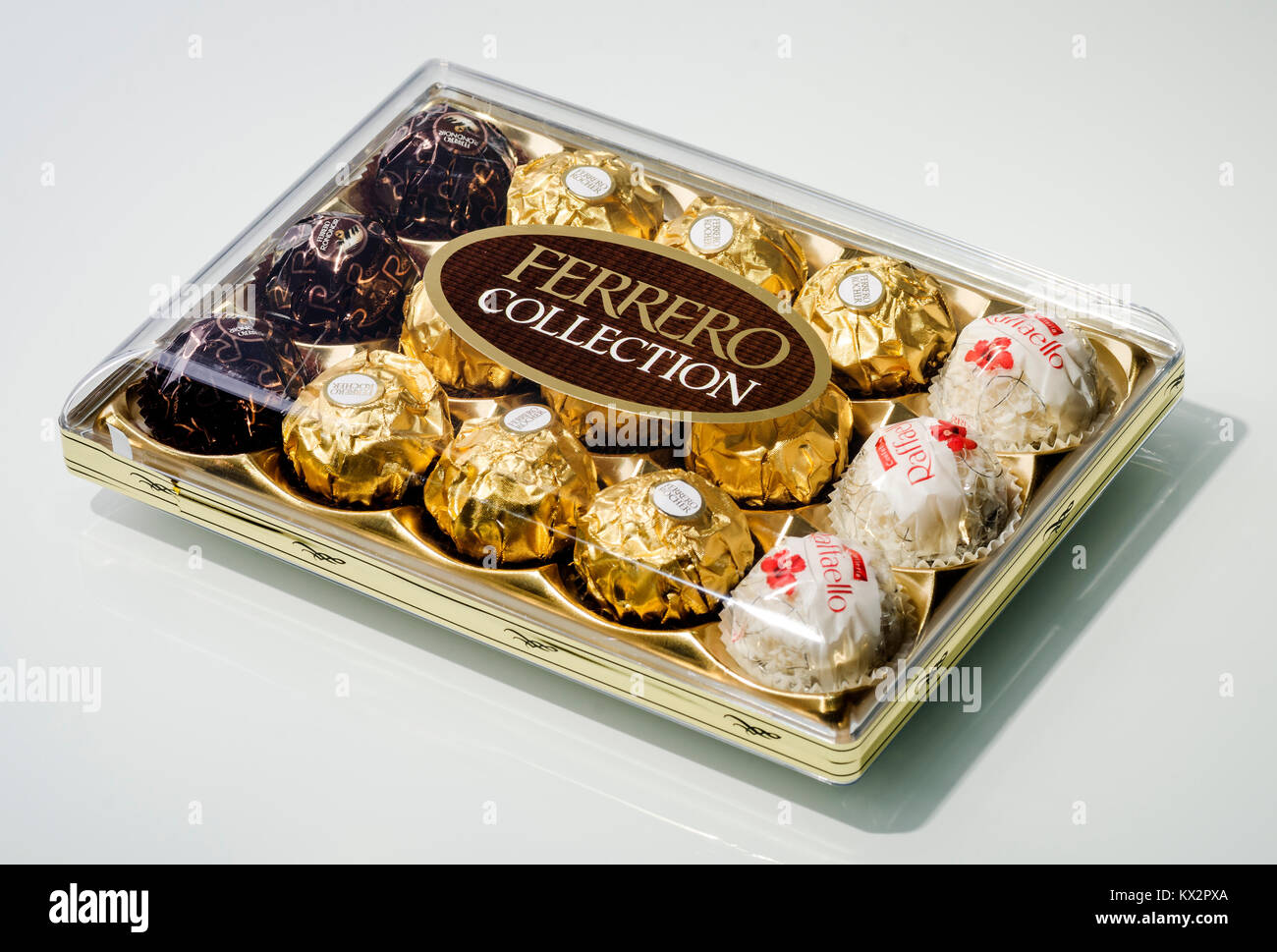 Ferrero collection immagini e fotografie stock ad alta risoluzione - Alamy