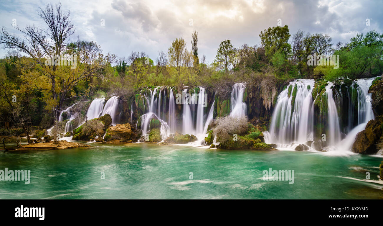 Una lunga esposizione immagine o Kravica cascate in Bosnia Erzegovina Foto Stock