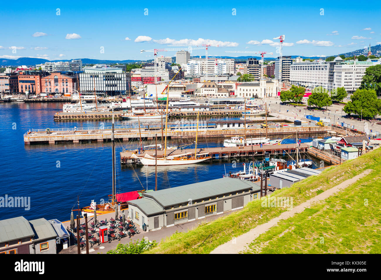 Porto di Oslo o porto a Aker Brygge quartiere di Oslo. Oslo è la capitale della  Norvegia Foto stock - Alamy