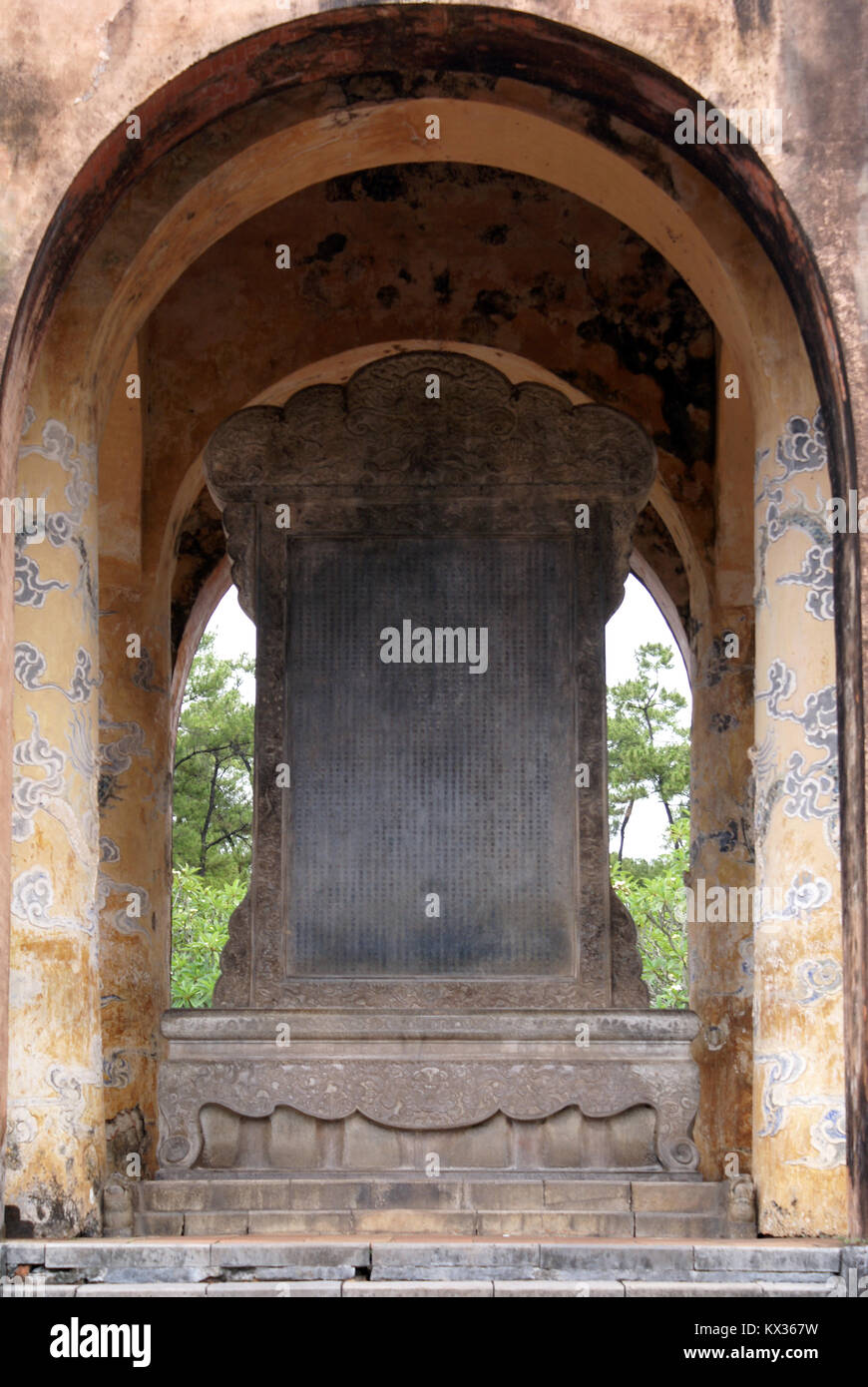 Grande stella all'interno del padiglione nel complesso Tu Duc in tinta, Vietnam Foto Stock