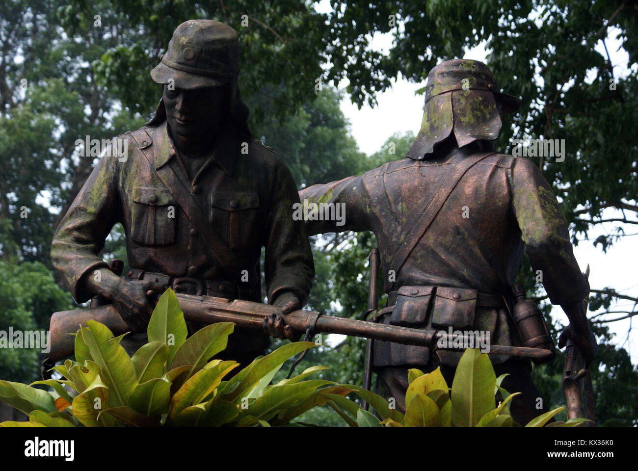 Due solgers di Bukittinggi, Sumatra, Indonesia Foto Stock