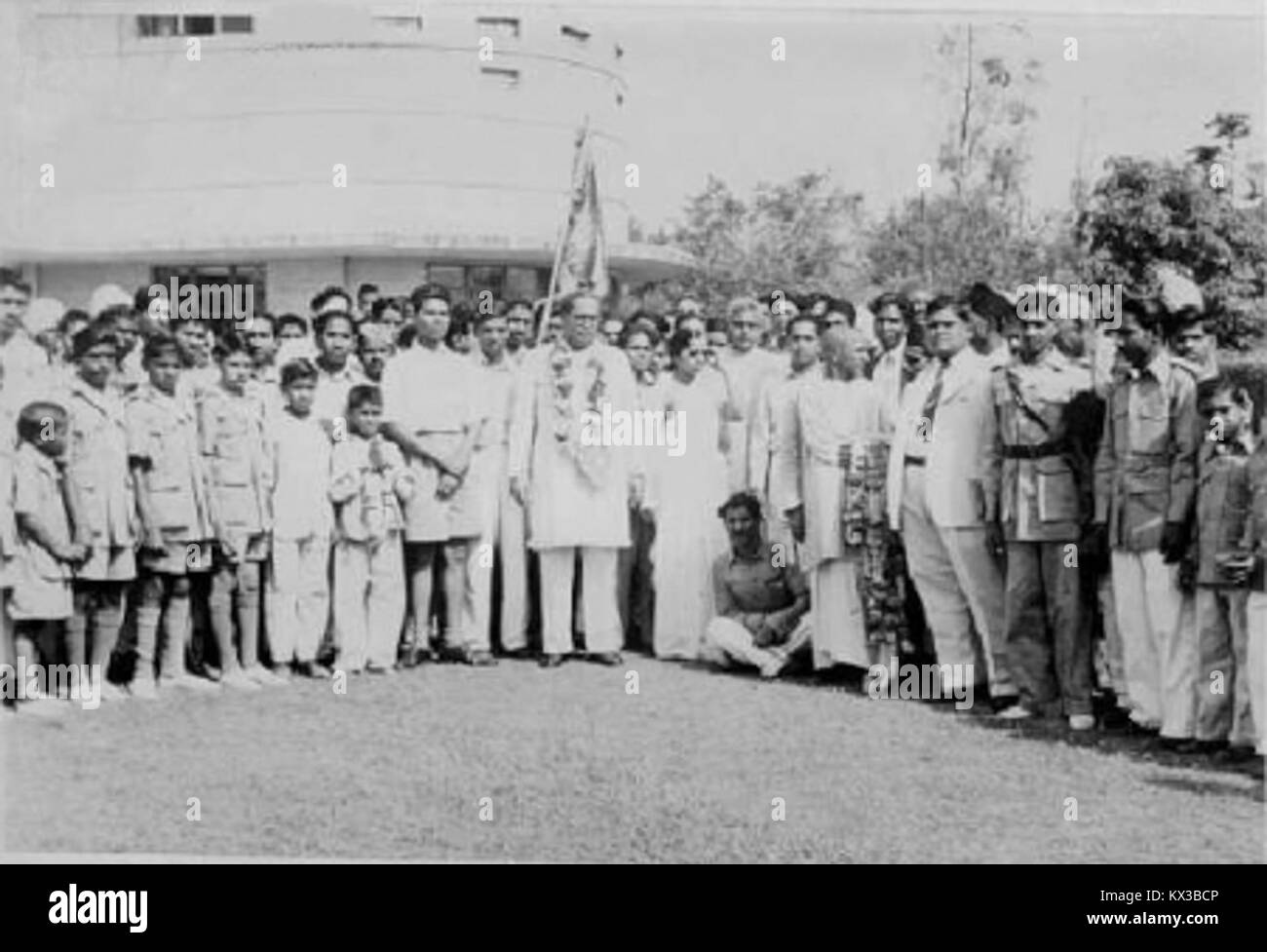 Una fotografia storica del Dr. B.R. Ambedkar, leader indiano e riformatore sociale, il giorno del suo compleanno a Hardinge Avenue, nuova Delhi, nel 1948. Foto Stock