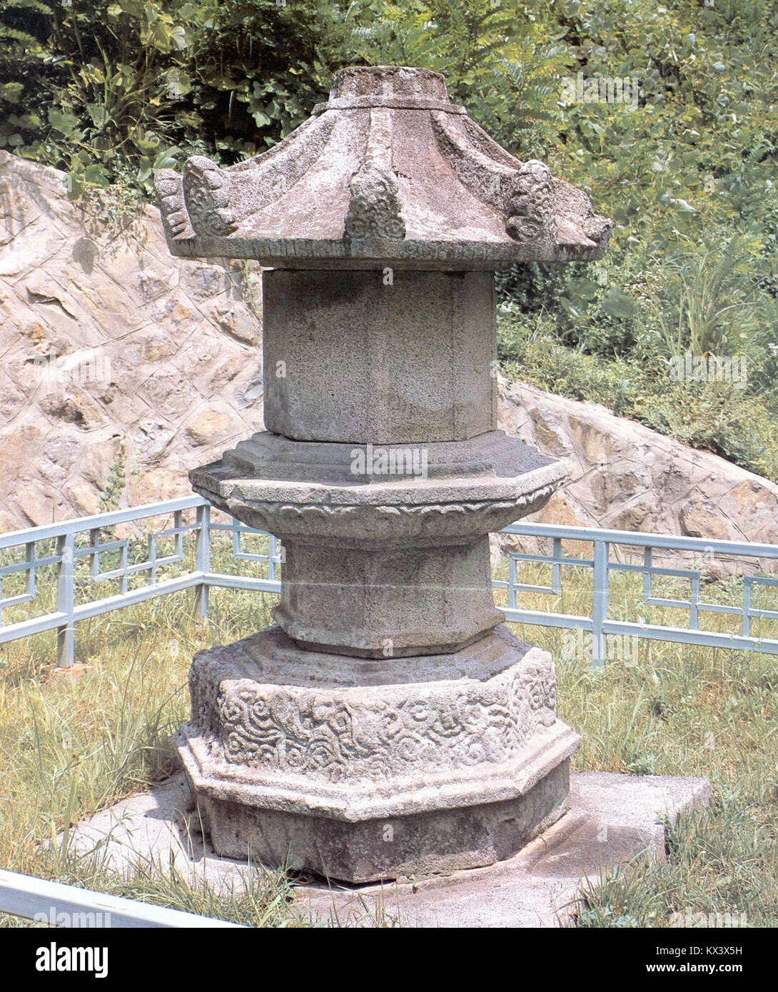 Il titolo contiene testo non chiaro o corrotto, che impedisce la creazione di una didascalia accurata. Sono necessari ulteriori chiarimenti per fornire una descrizione adeguata del contenuto. Foto Stock