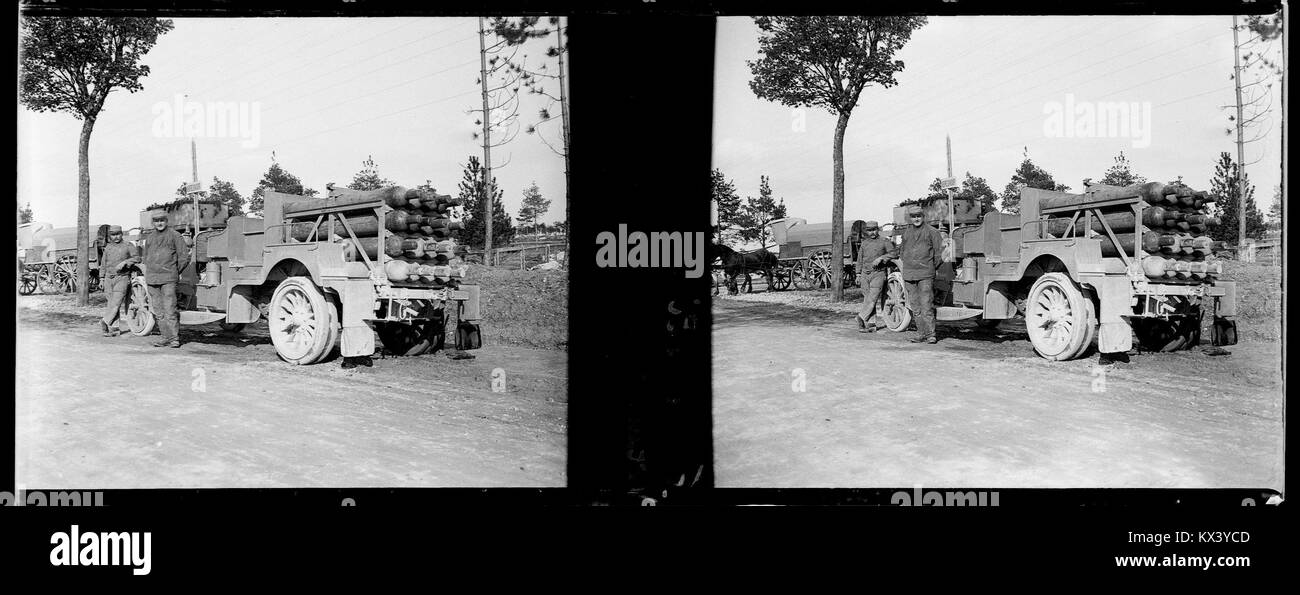 (Ferme de Piemont). Voiture à tubi d'hydrogène - Fonds Berthelé - 49FI746 Foto Stock