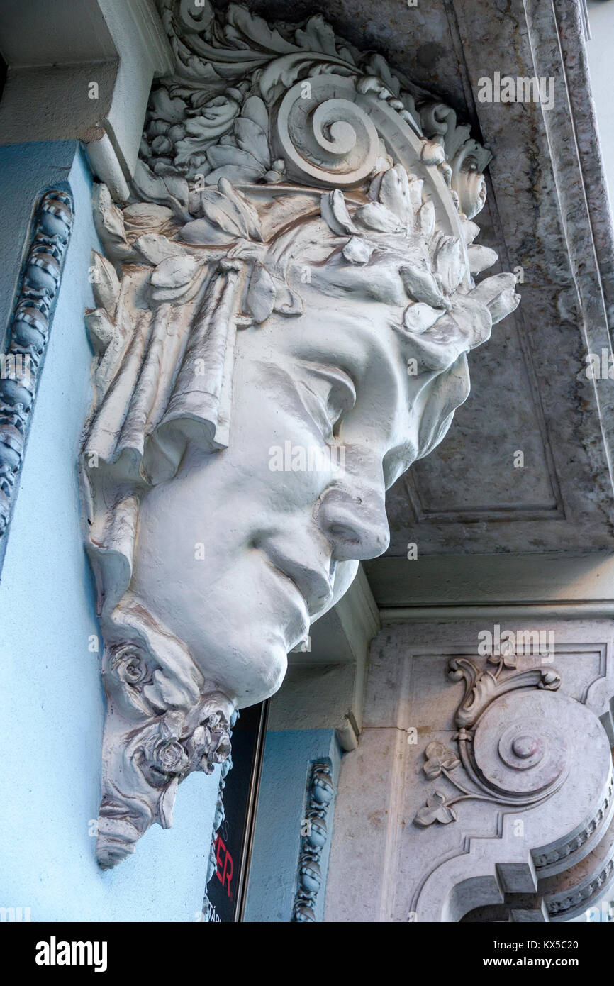 Lisbona Portogallo,Marques de Pombal,edificio Heron Castilho,esterno,ornamentale,decorativo,architettura,Art Nouveau,1921,Manuel Joaquim Norte Ju Foto Stock