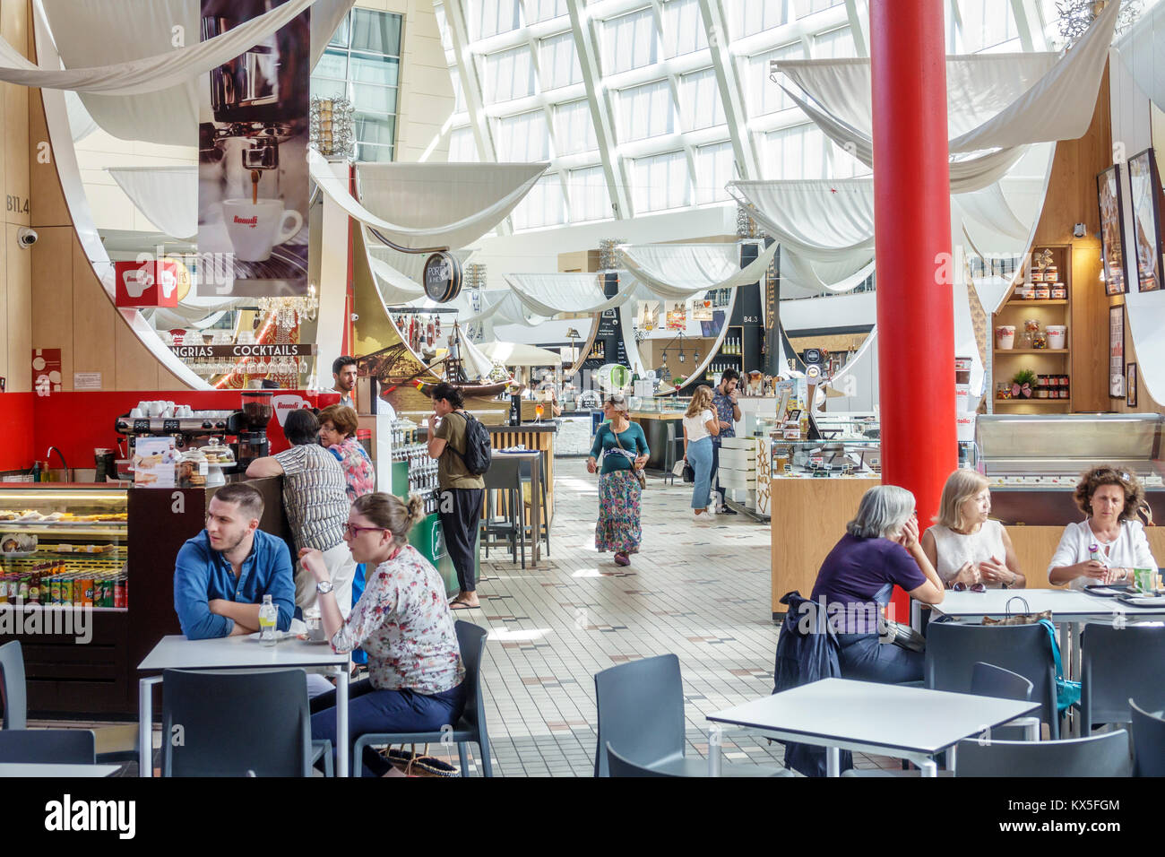 Porto Portogallo Mercado Do Bom Sucesso Del Mercato Urbano Food