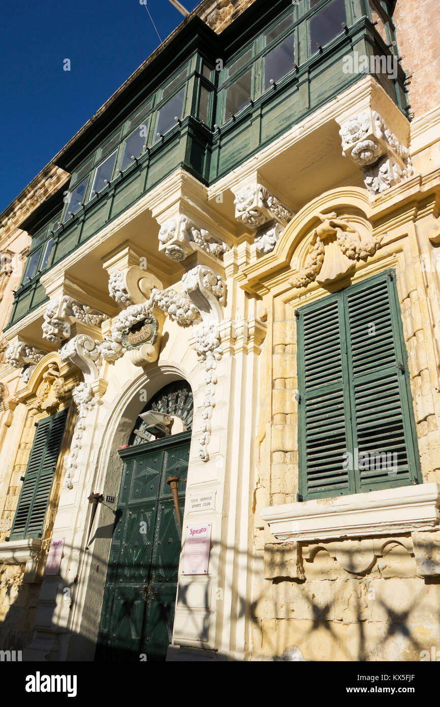 L'ostello de Verdelin, Michael's restaurant, Arcivescovo Street, St. Georges Square, La Valletta, la capitale europea della cultura nel 2018, Malta, Europa Foto Stock