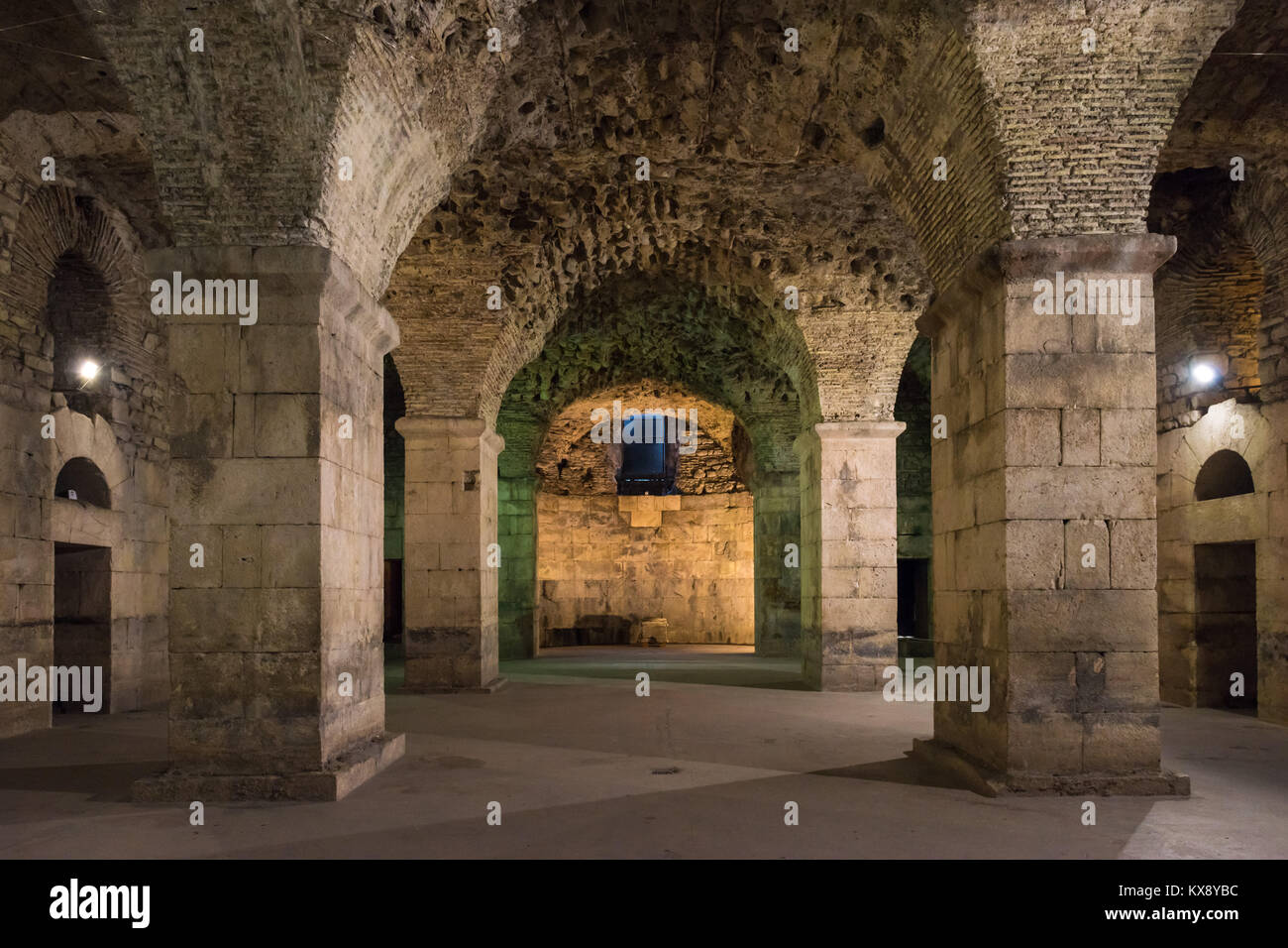 Le Sostruzioni del Palazzo di Diocleziano, Split, Croazia Foto Stock