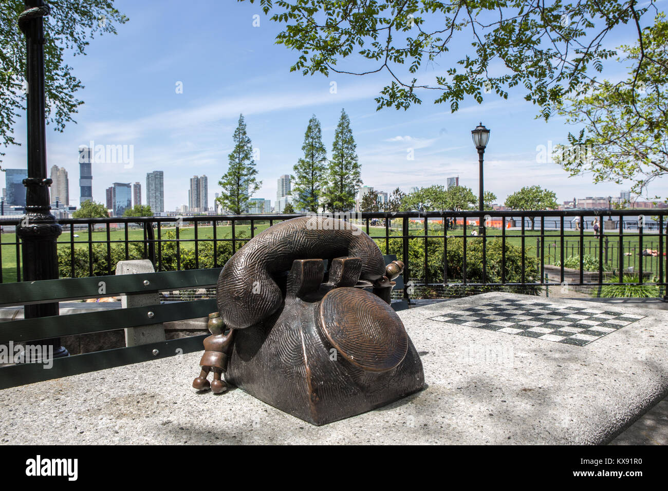 Illustrazione di pubblico da Tom Otterness al Nelson Rockfeller membro Park, NY Foto Stock