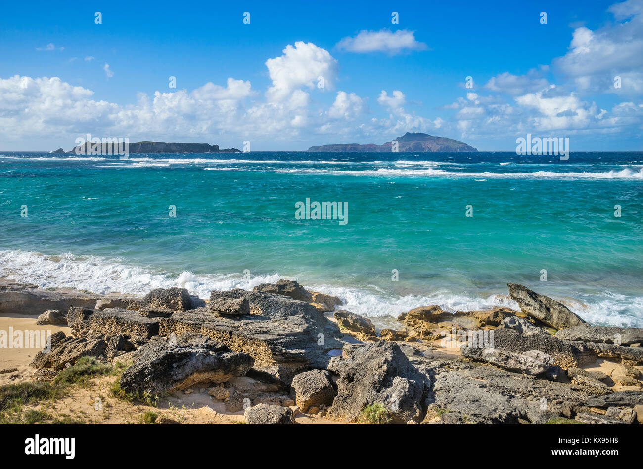 Isola Norfolk, australiano territorio esterno, Kingston, vista di Nepean e Phillip isole dalla baia di macellazione Foto Stock