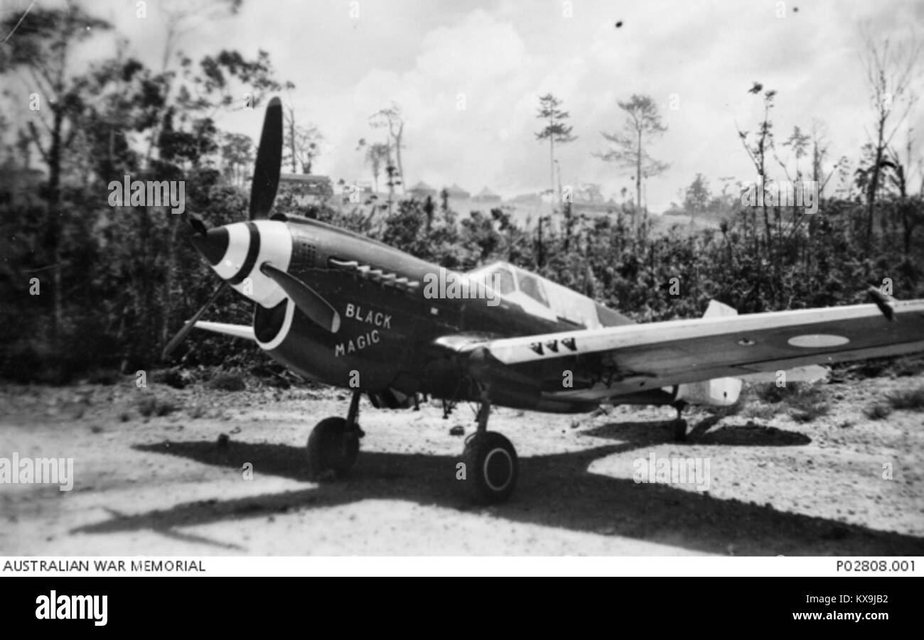 78 Squadron RAAF P-40 'Black Magic' P02808.001 Foto Stock
