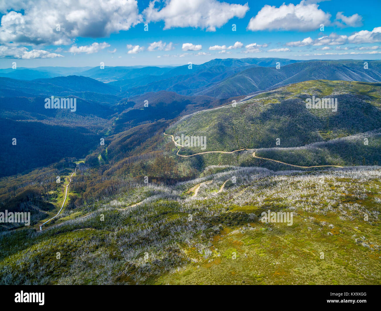 Antenna vista panoramica delle Alpi Australiano, Victoria, Australia Foto Stock