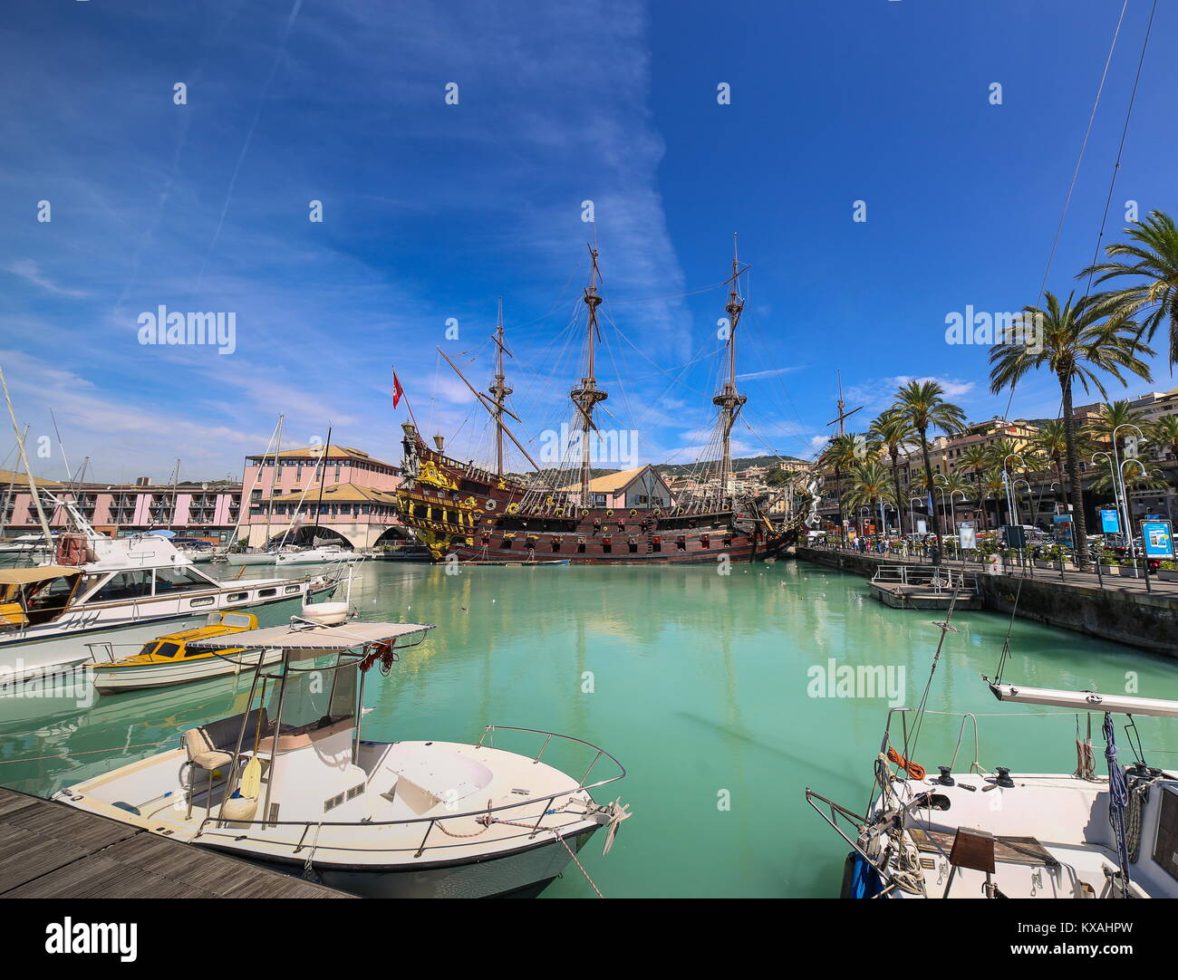 Genova, Italia - Galeone Neptune nel Porto antico Foto Stock