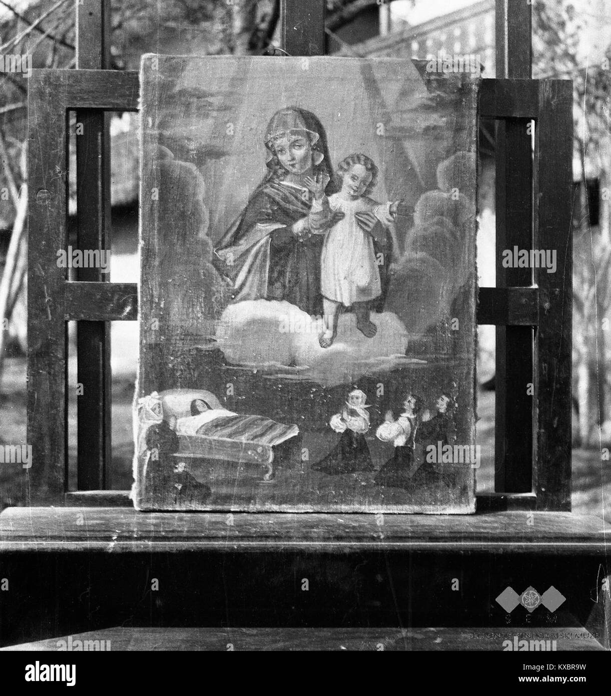 Il dipinto a olio su tela ex voto intitolato "Maria Ausiliatrice" in una collezione privata di Lea Kozlevčar, derivato dalla chiesa di Čatež, in Slovenia, datato circa 1800, misura 37,3 x 50,3 cm e rappresenta l'arte popolare devozionale. Foto Stock