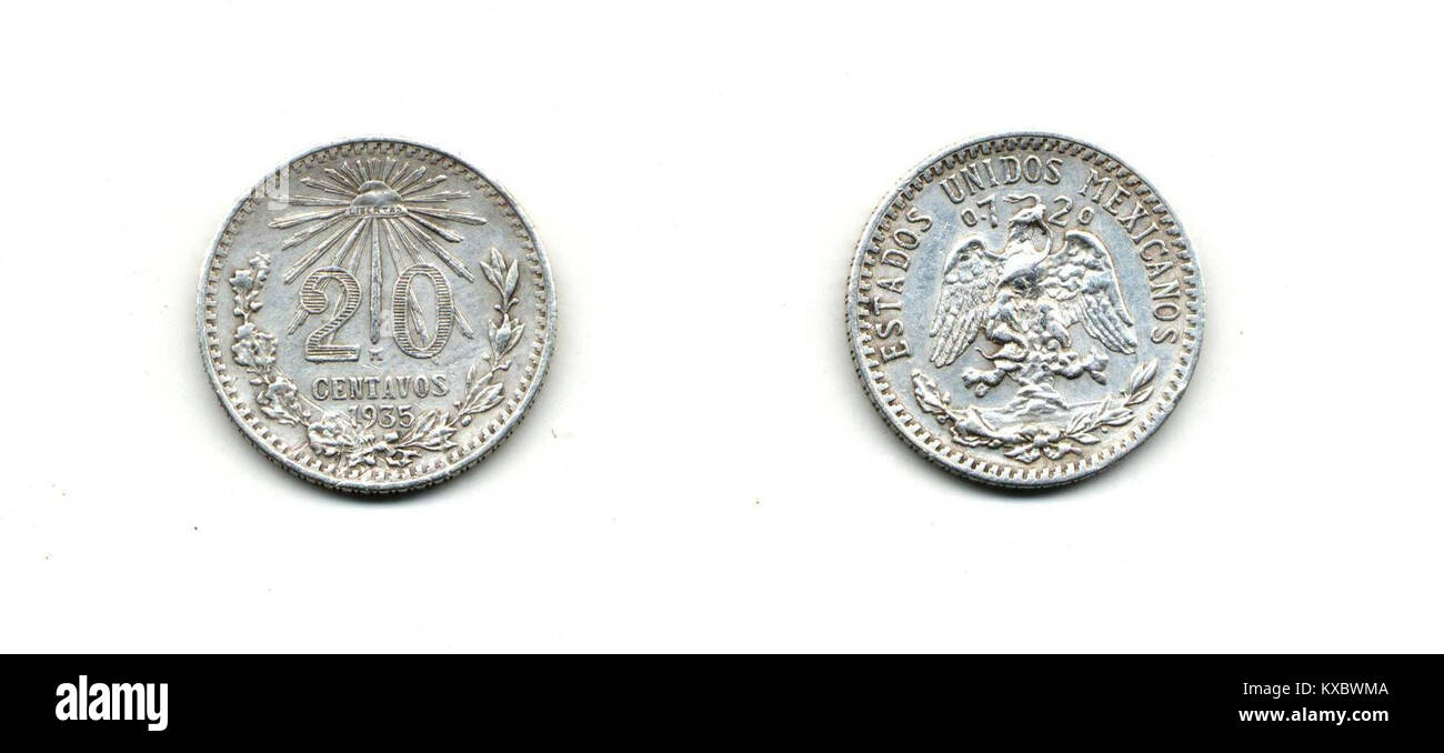 Una moneta d'argento messicana del 1935 da 20 centavos con emblemi nazionali su entrambe le parti, che mostra il patrimonio numismatico e culturale del Messico. Foto Stock