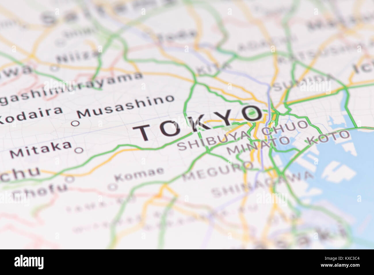 Primo piano della città di Tokyo mappa sullo schermo di un dispositivo GPS, Apple iPhone app mappe Foto Stock