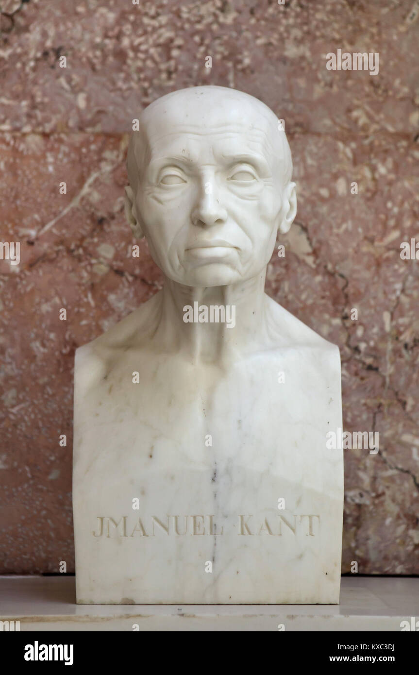 Filosofo tedesco Immanuel Kant. Busto in marmo da scultore tedesco Johann Gottfried Schadow (1808) sul display nella hall of fame nel Walhalla Memorial vicino a Regensburg in Baviera, Germania. Foto Stock
