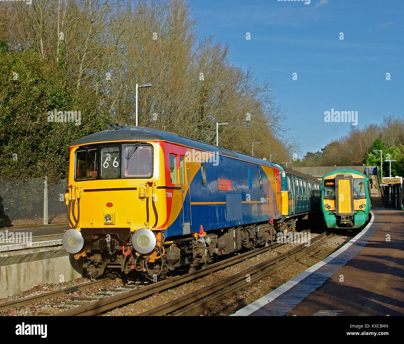Classe Numero 73 73109 a East Grinstead Station Foto Stock