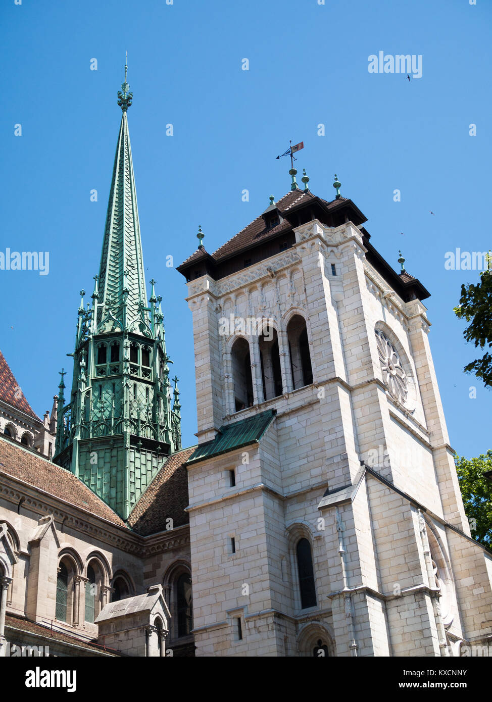 Campanile e guglia della Cattedrale di San Pietro Foto Stock